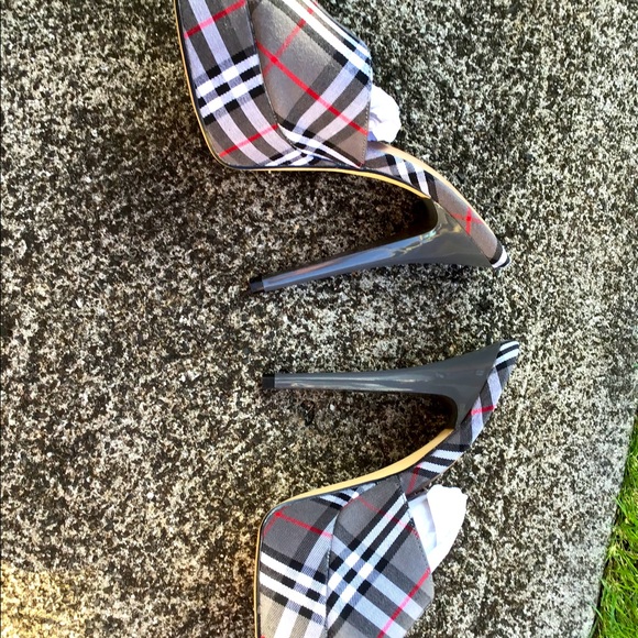 5 inch women’s shoe - Picture 3 of 5